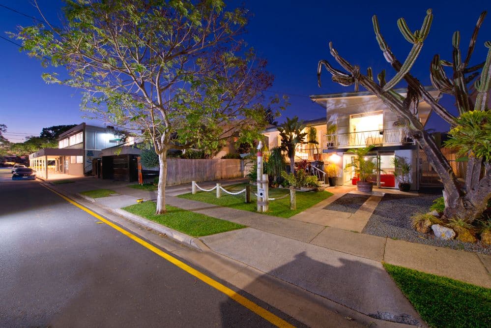 31 Pine Avenue, Surfers Paradise QLD 4217, Surfers Paradise - Thumbnail 2