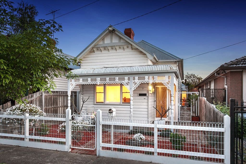 7 Gladstone Avenue, NORTHCOTE VIC 3070, Northcote - Image 1
