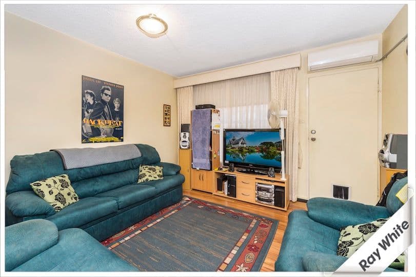 18 Broughton Place, Queanbeyan NSW 2620, Queanbeyan - Thumbnail 2