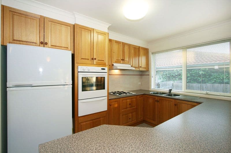5 Howard Avenue, RINGWOOD EAST VIC 3135, Ringwood East - Thumbnail 2