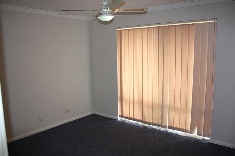 16 Boronia Close, CAMILLO WA 6111, Camillo - Thumbnail 4