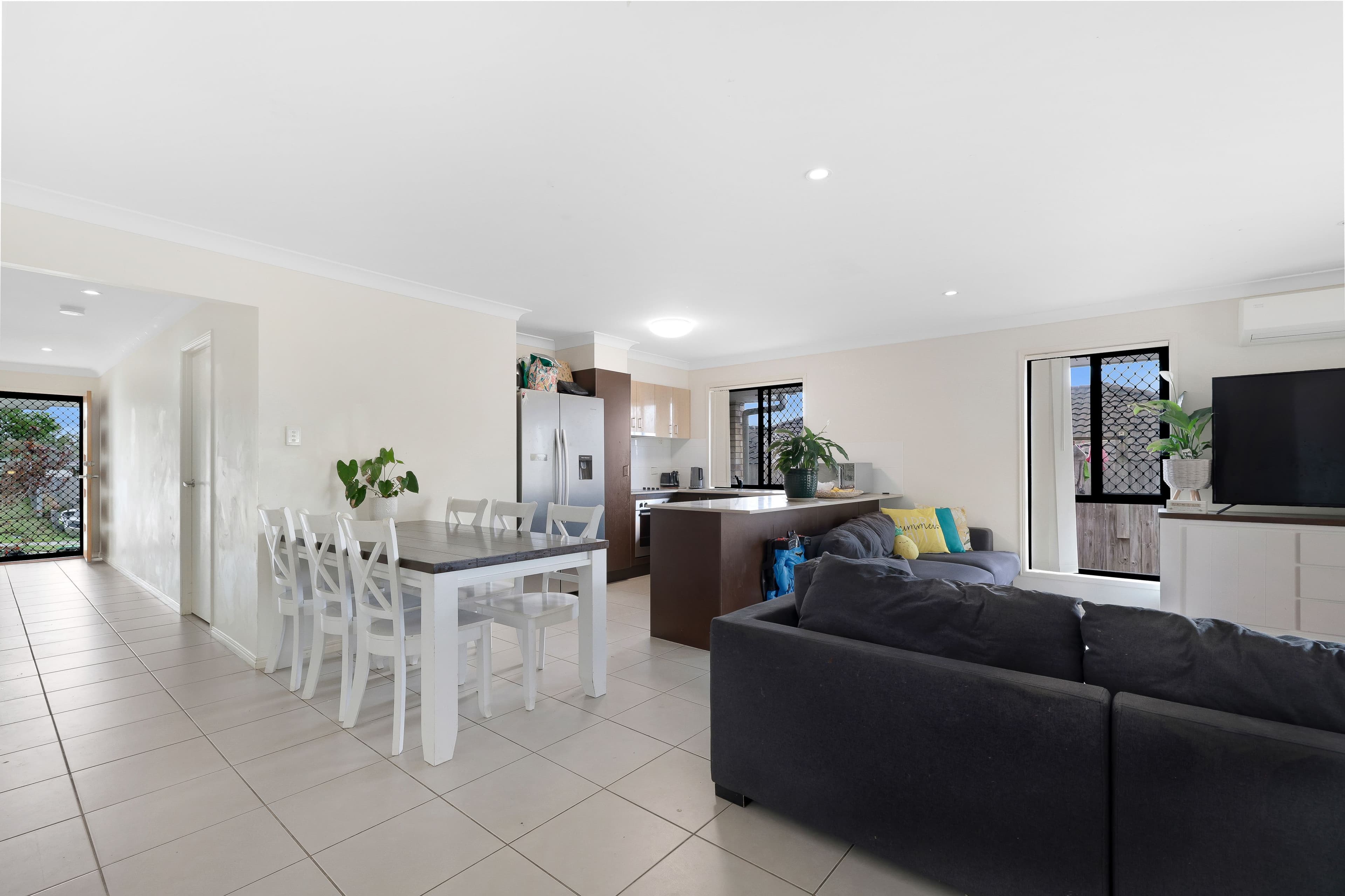 21 Hasemann Crescent, Upper Coomera QLD 4209, Upper Coomera - Thumbnail 4