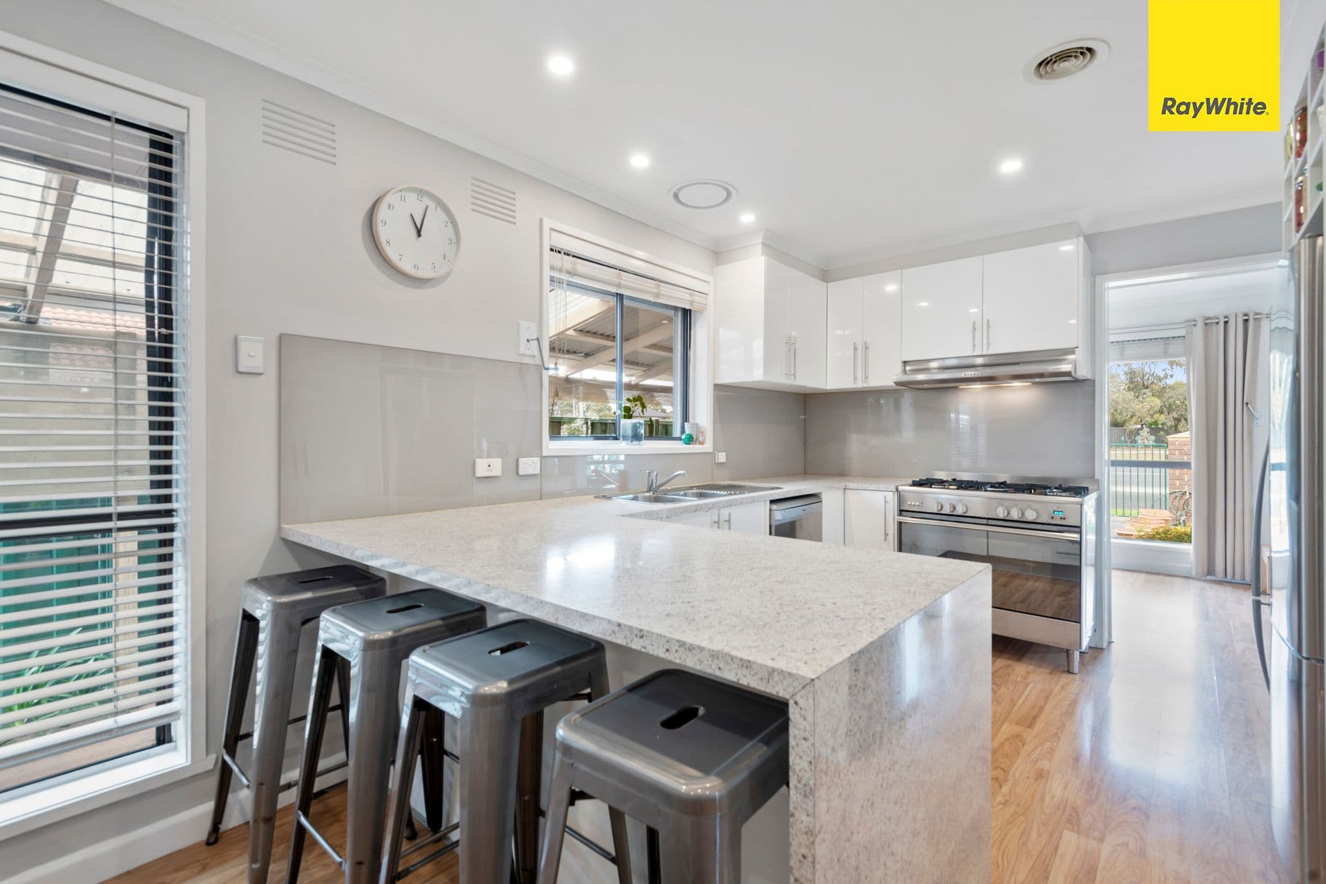 298 Sunshine Avenue, Keilor Downs VIC 3038, Keilor Downs - Thumbnail 6