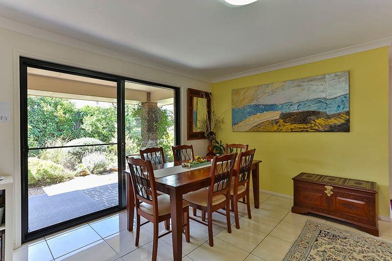 25 Wareena Crescent, GLENVALE QLD 4350, Glenvale - Thumbnail 3