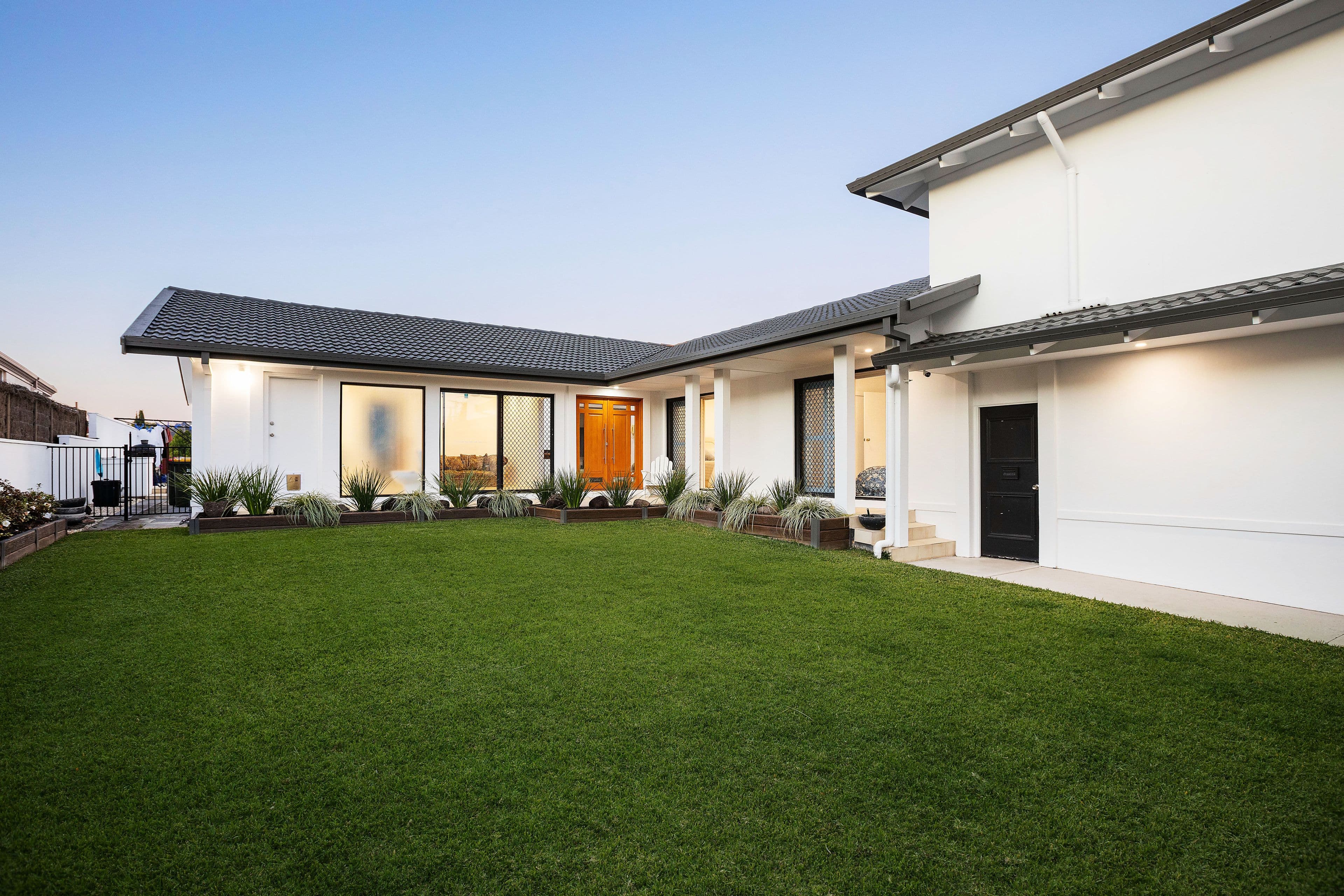 20 Garden Grove Street, Carrara QLD 4211, Carrara - Thumbnail 2