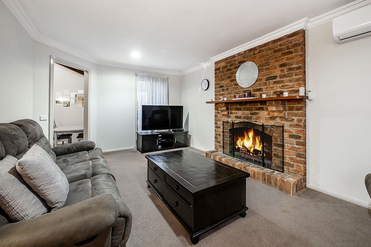 67 Lawless Drive, Cranbourne North VIC 3977, Cranbourne North - Thumbnail 2