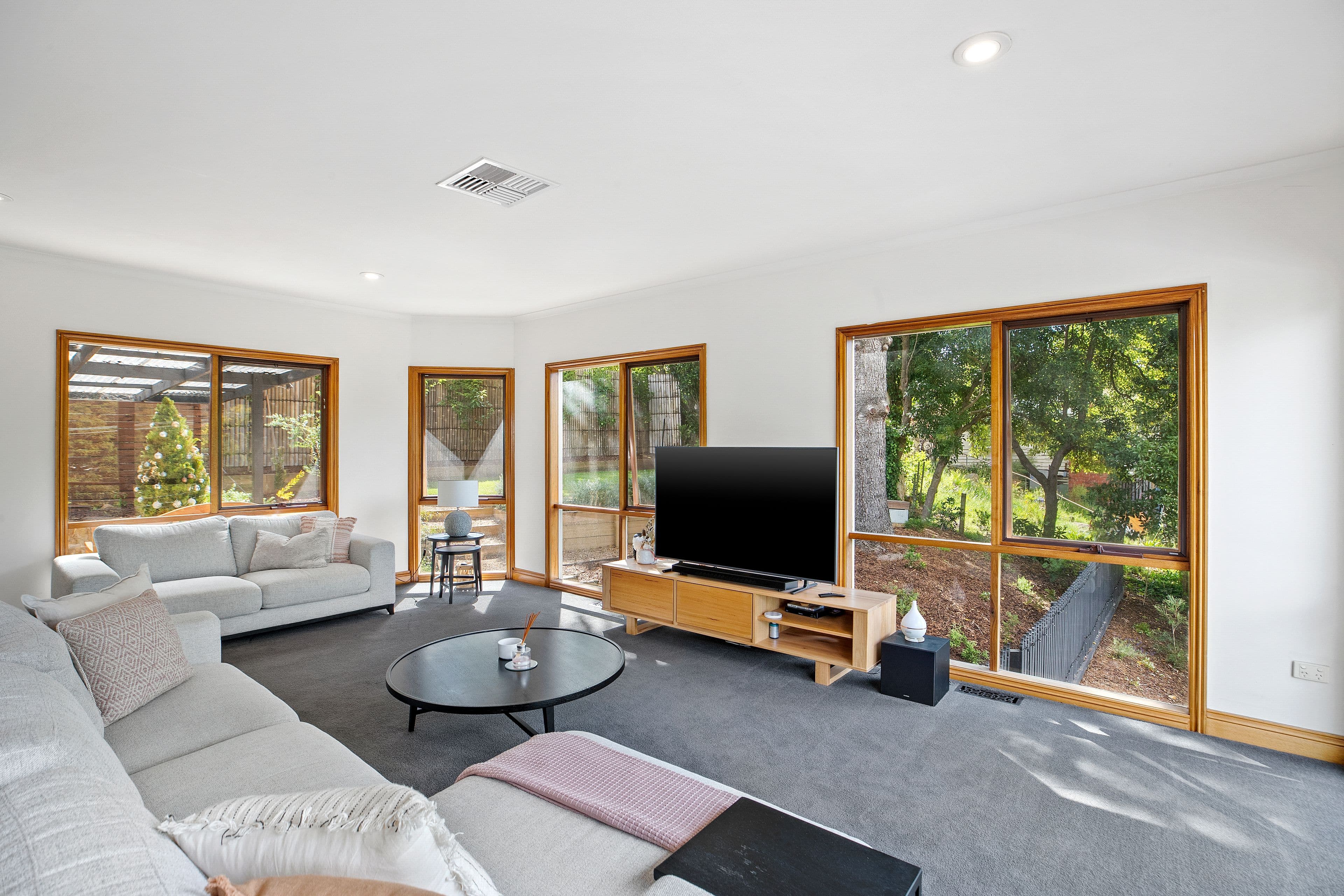 21 Old Belgrave Road, Upper Ferntree Gully VIC 3156, Upper Ferntree Gully - Thumbnail 5