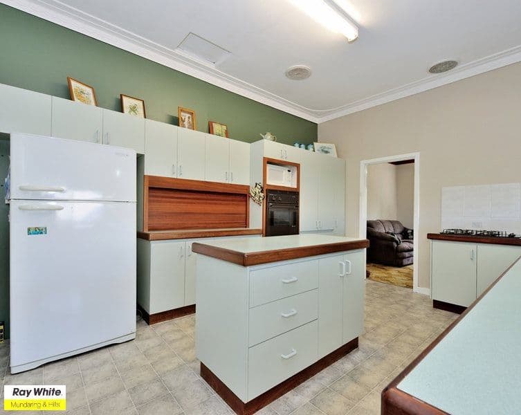 20 Reddy Avenue, MUNDARING WA 6073, Mundaring - Thumbnail 5