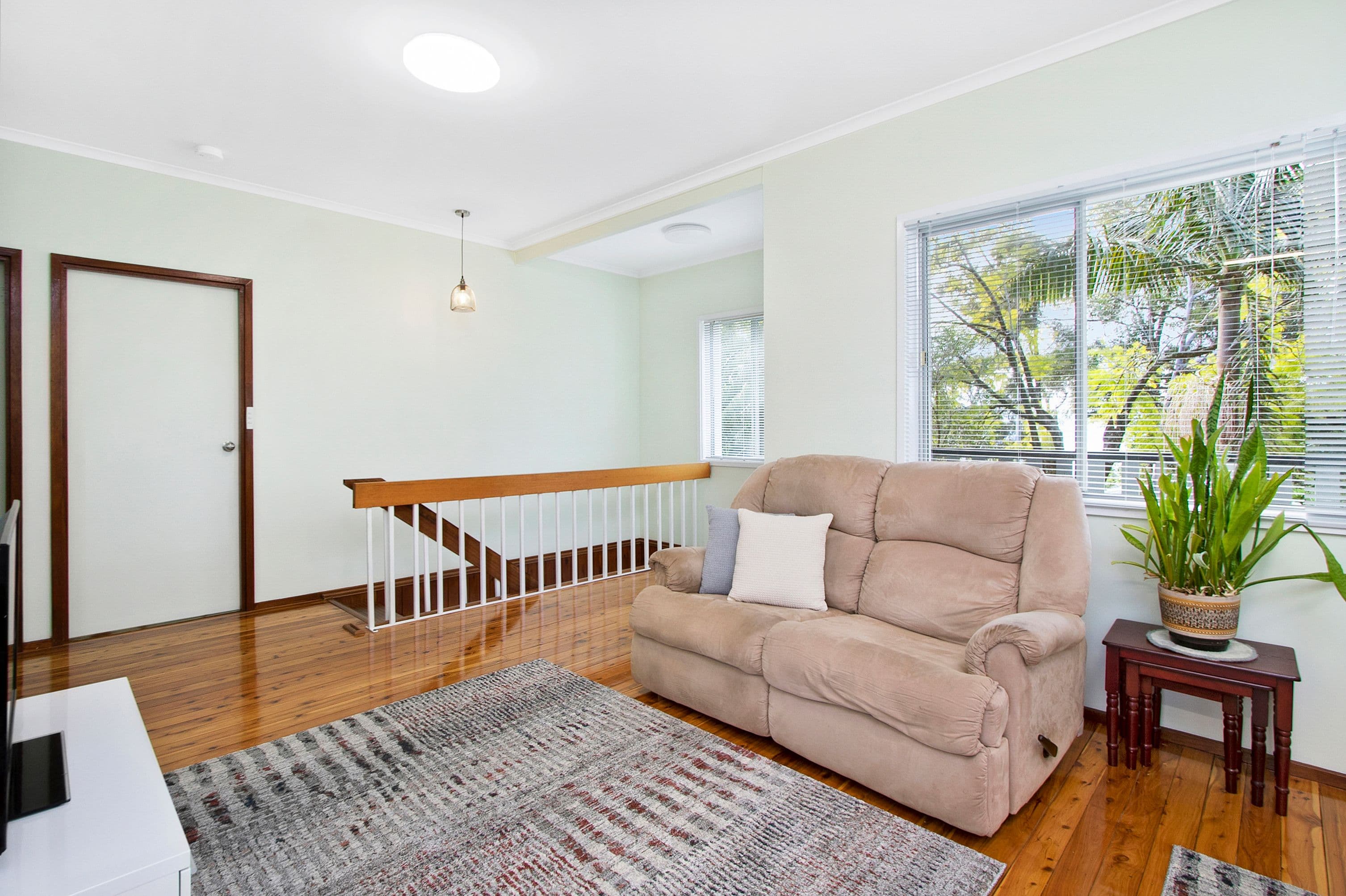 378 Lieutenant Bowen Drive, Bowen Mountain - Thumbnail 8
