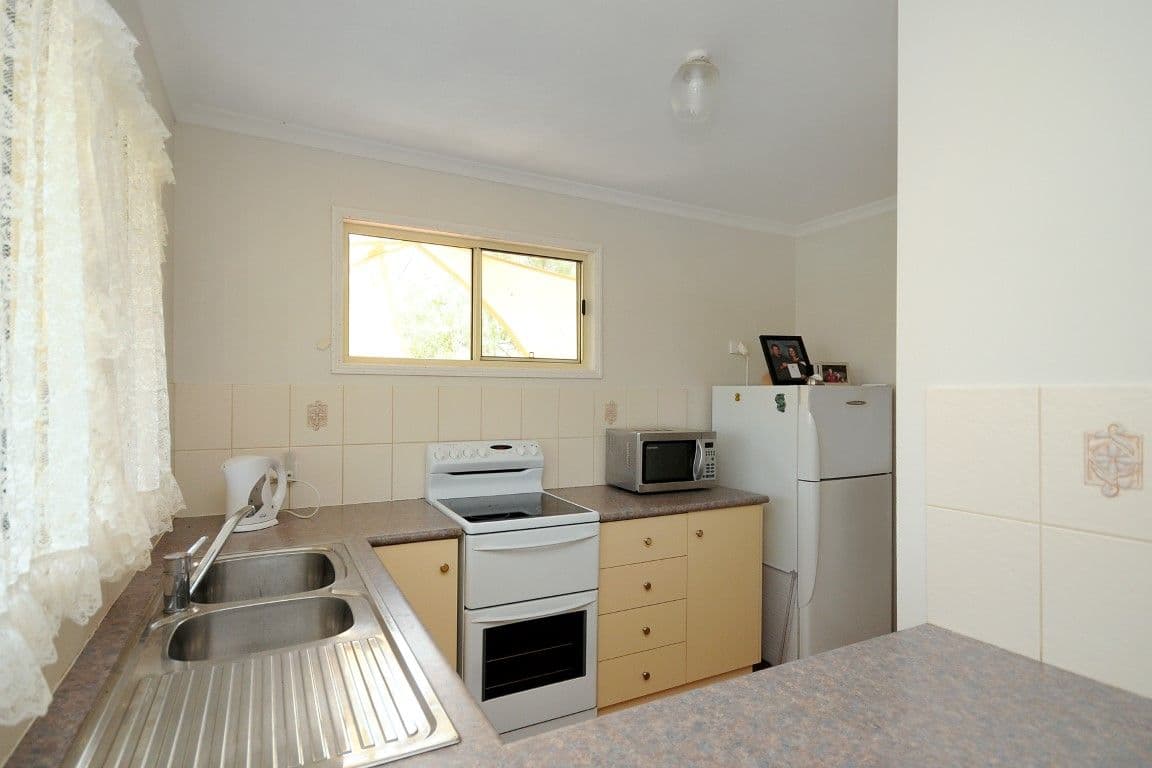 32 Lake Drive, MERINGANDAN QLD 4352, Meringandan - Thumbnail 5