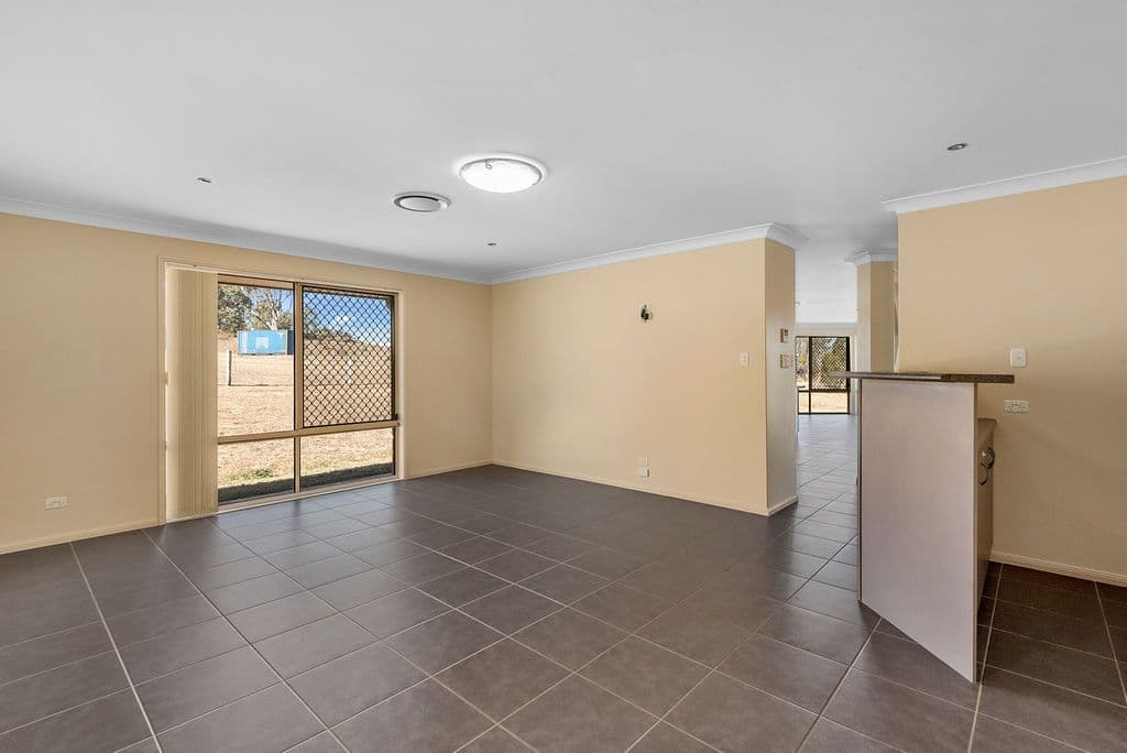 26 Windermere Drive, Hodgson Vale QLD 4352, Hodgson Vale - Thumbnail 7
