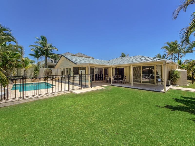 15 Pearson Close, Arundel QLD 4214, Arundel - Thumbnail 3