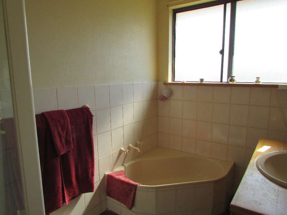 395 Sandrina Drive, Lavington NSW 2641, Lavington - Thumbnail 5