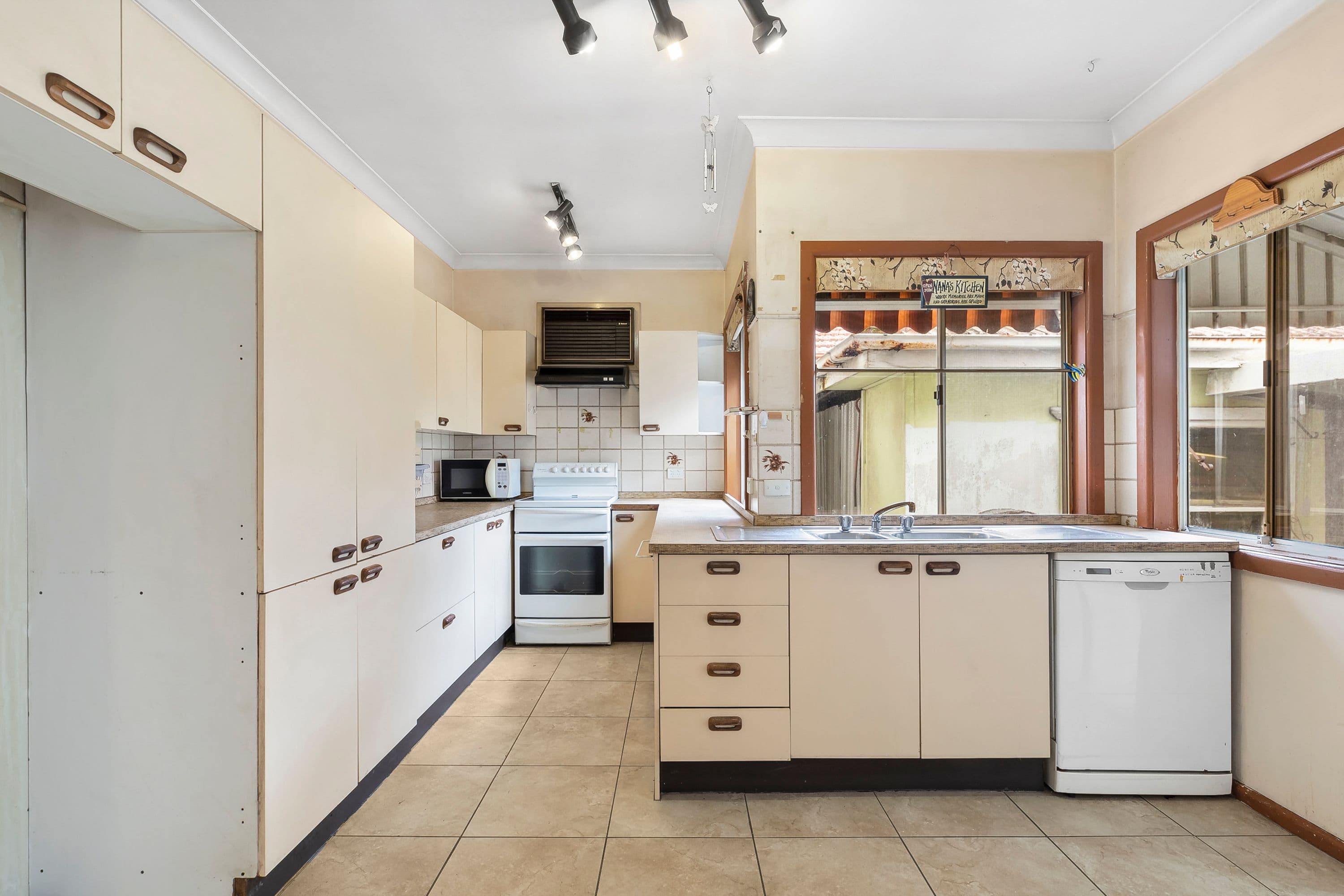 615 Princes Highway, Kirrawee NSW 2232, Kirrawee - Thumbnail 3