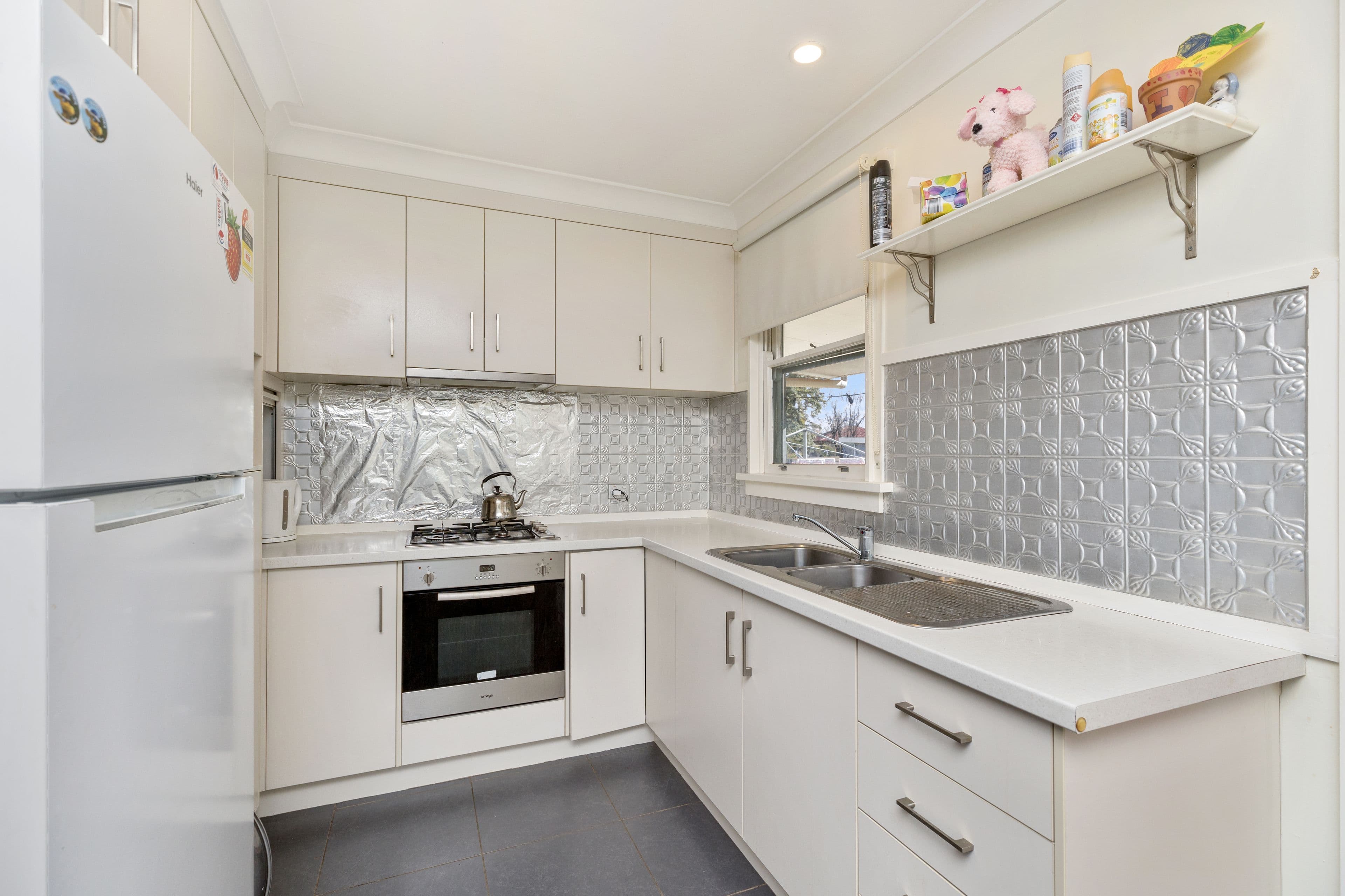 37 Jack Avenue, Mount Austin NSW 2650, Mount Austin - Thumbnail 2