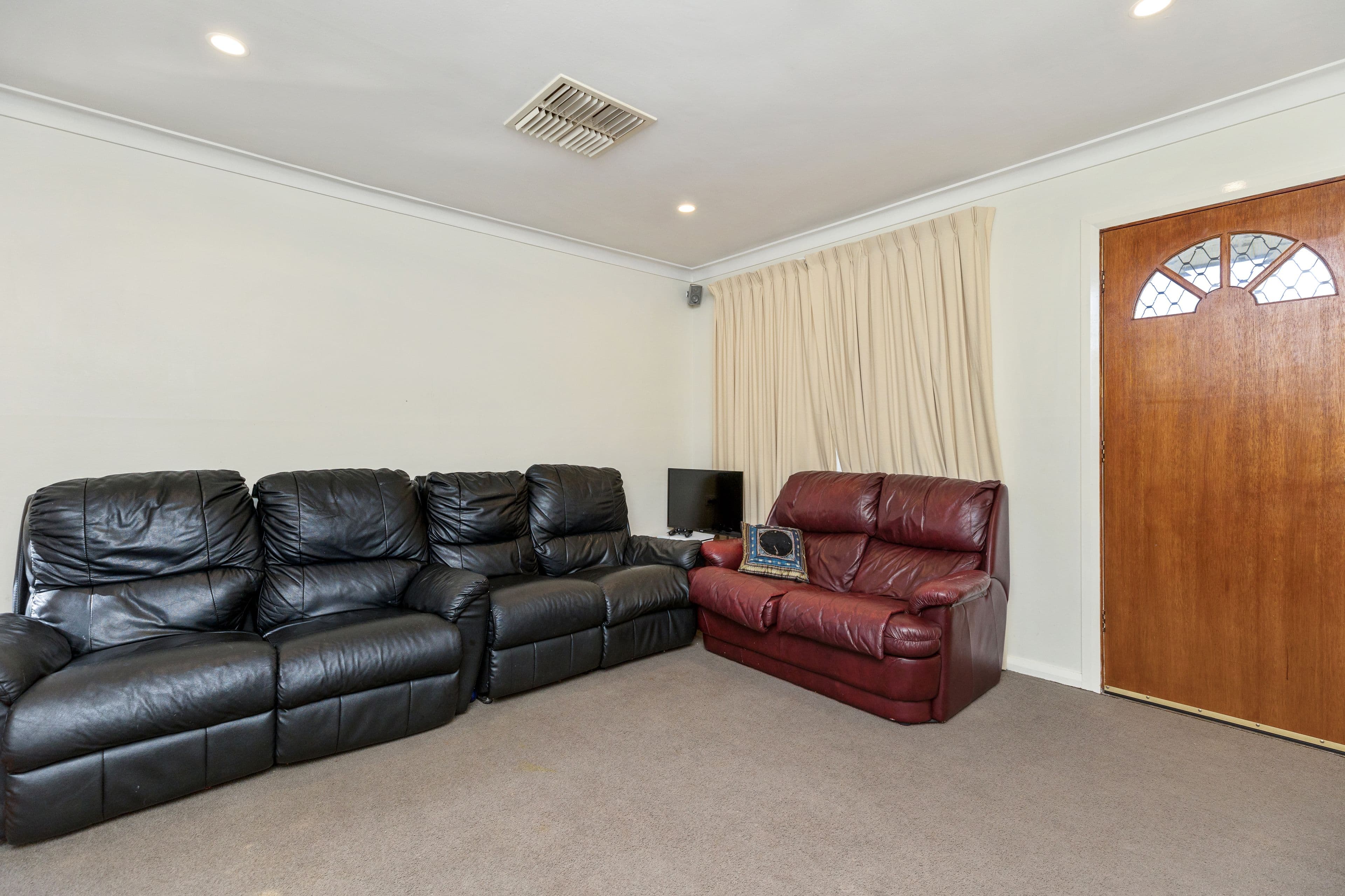37 Jack Avenue, Mount Austin NSW 2650, Mount Austin - Thumbnail 3