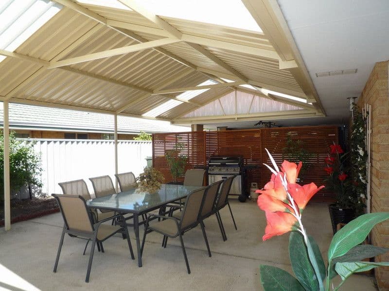 5 Elbrus Way, CAVERSHAM WA 6055, Caversham - Thumbnail 2