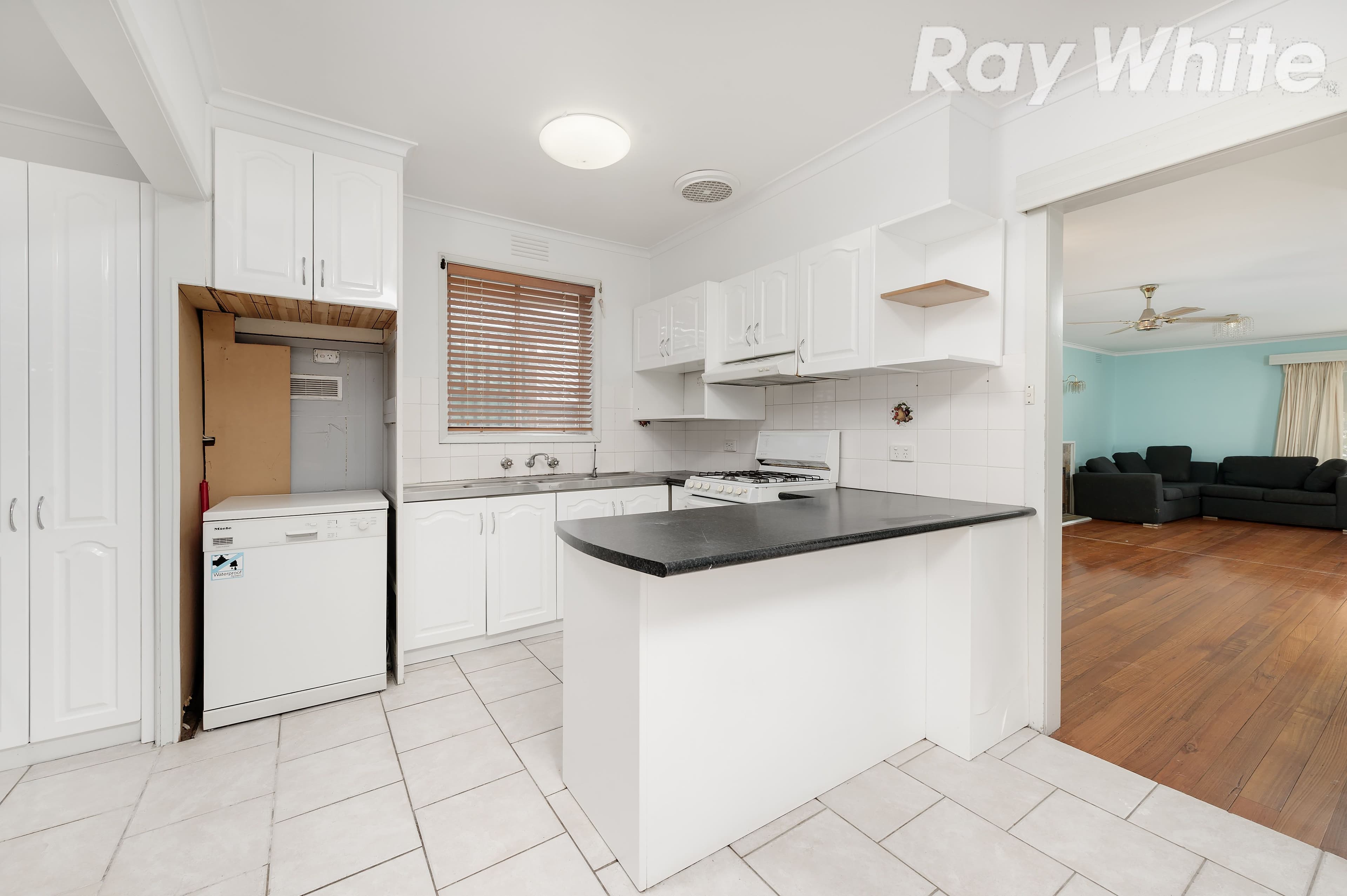 16 Lea Crescent, Bundoora VIC 3083, Bundoora - Thumbnail 3