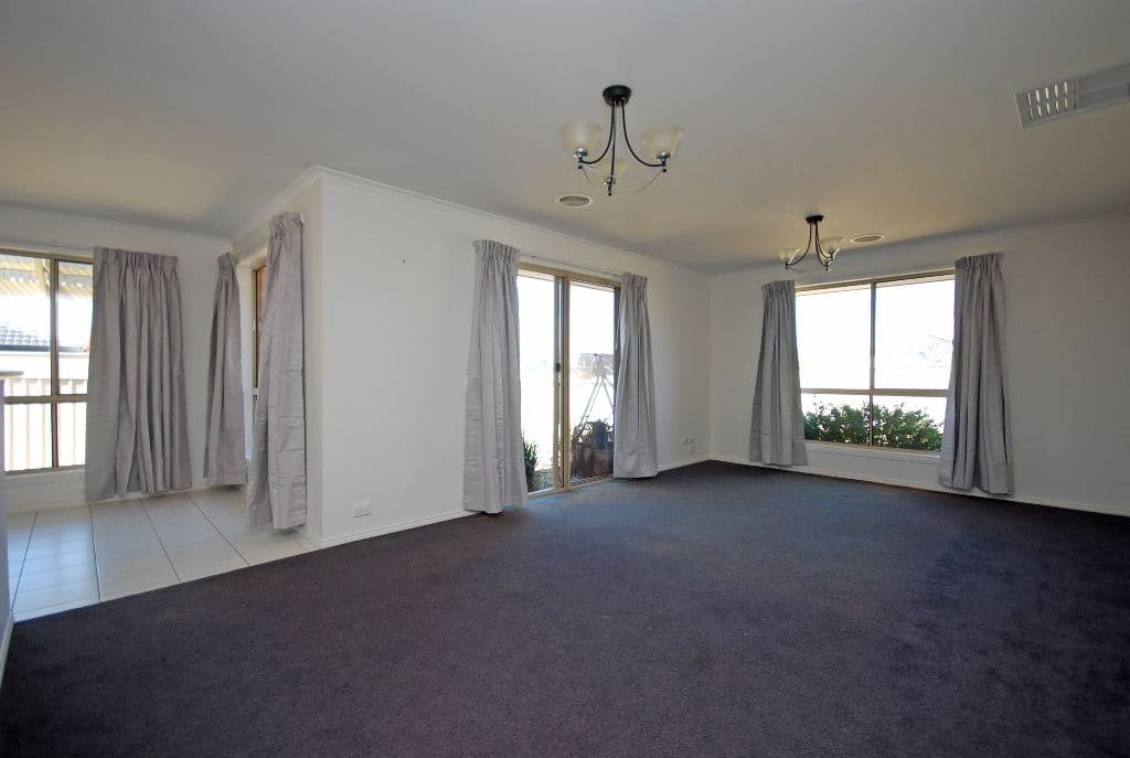 3 Blandford Street, CANADIAN VIC 3350, Canadian - Thumbnail 2