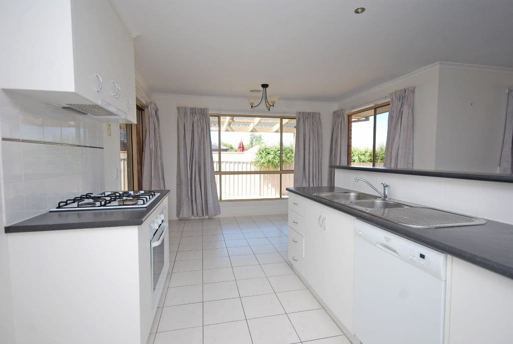 3 Blandford Street, CANADIAN VIC 3350, Canadian - Thumbnail 5