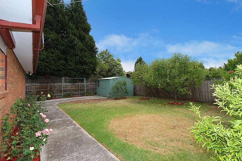 4 Pickworth Drive, MILL PARK VIC 3082, Mill Park - Thumbnail 8