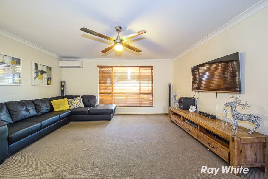 36 Seaforth Street, Sandstone Point QLD 4511, Sandstone Point - Thumbnail 4