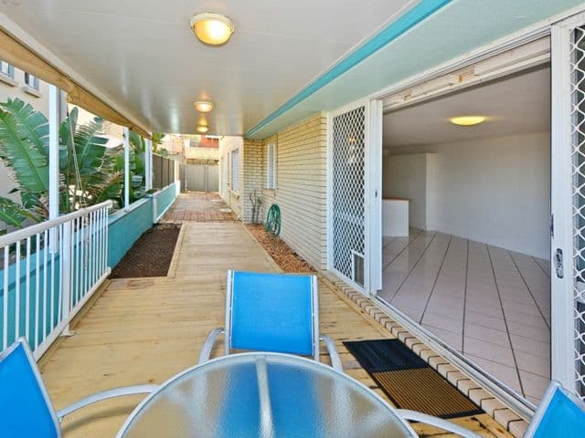Unit 1 'Capeview' 28 Orvieto Terrace, KINGS BEACH QLD 4551, Kings Beach - Thumbnail 5