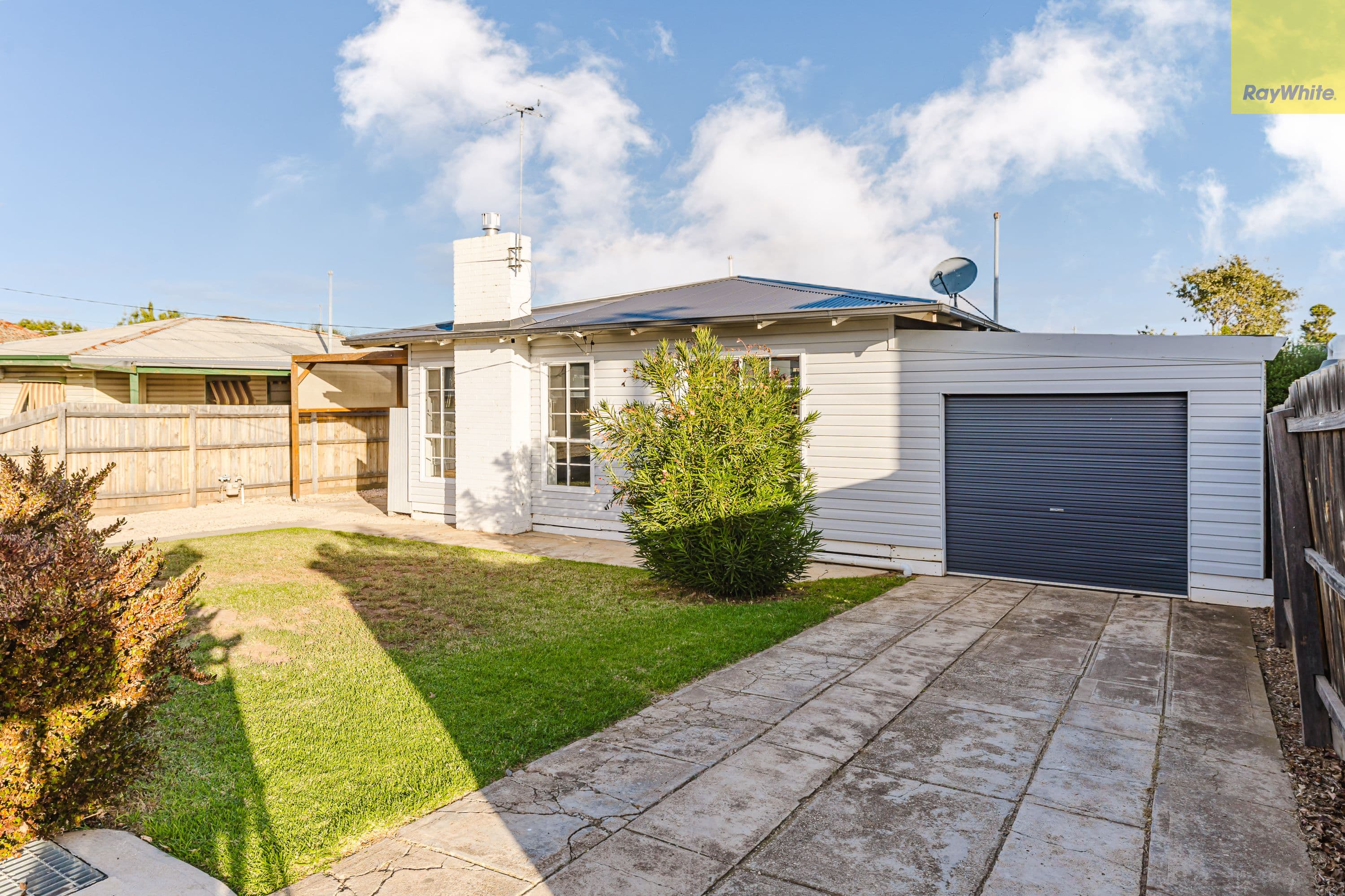 13 Dugdale Street, Bacchus Marsh VIC 3340, Bacchus Marsh - Thumbnail 2
