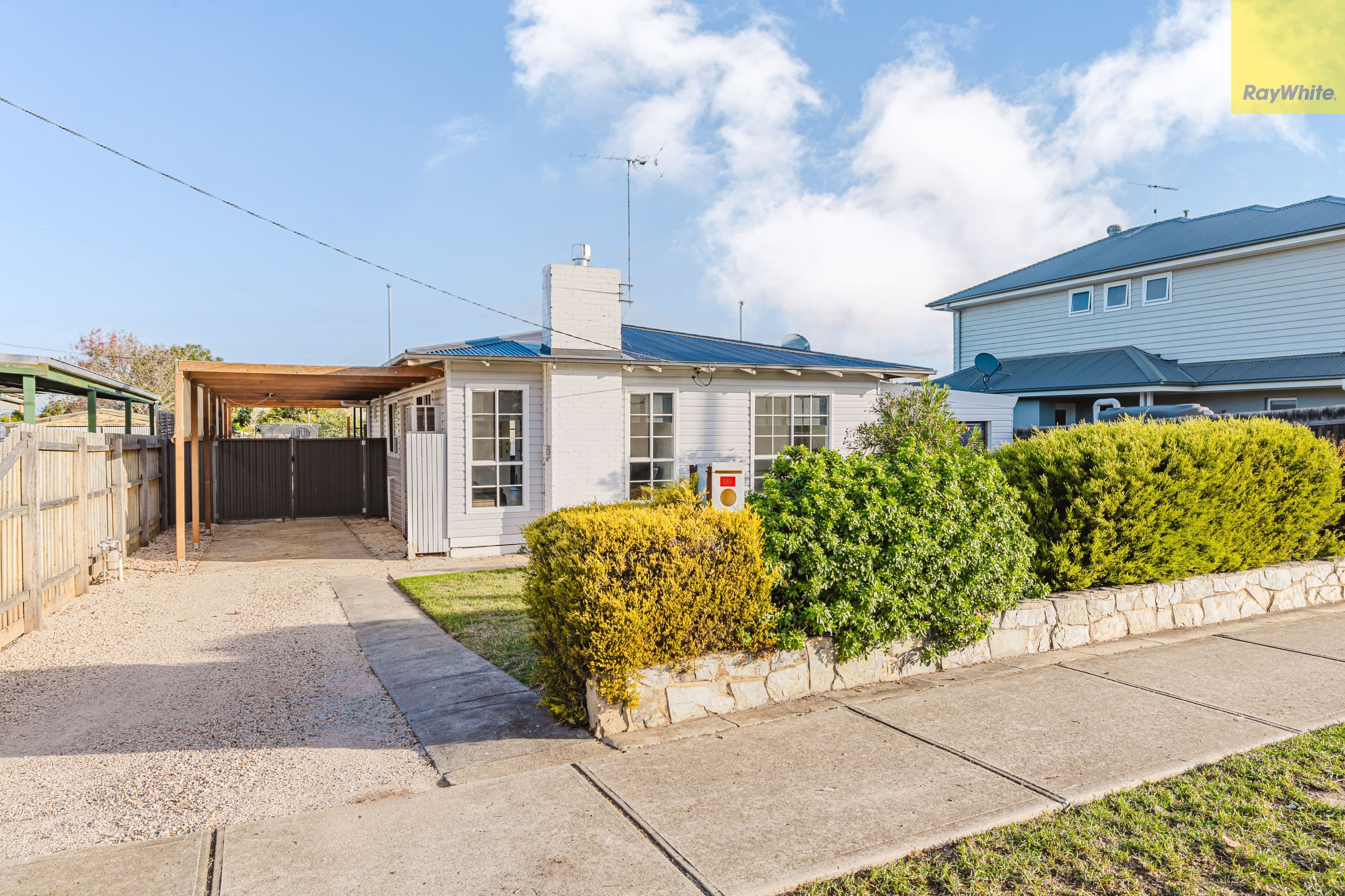 13 Dugdale Street, Bacchus Marsh VIC 3340, Bacchus Marsh - Thumbnail 3