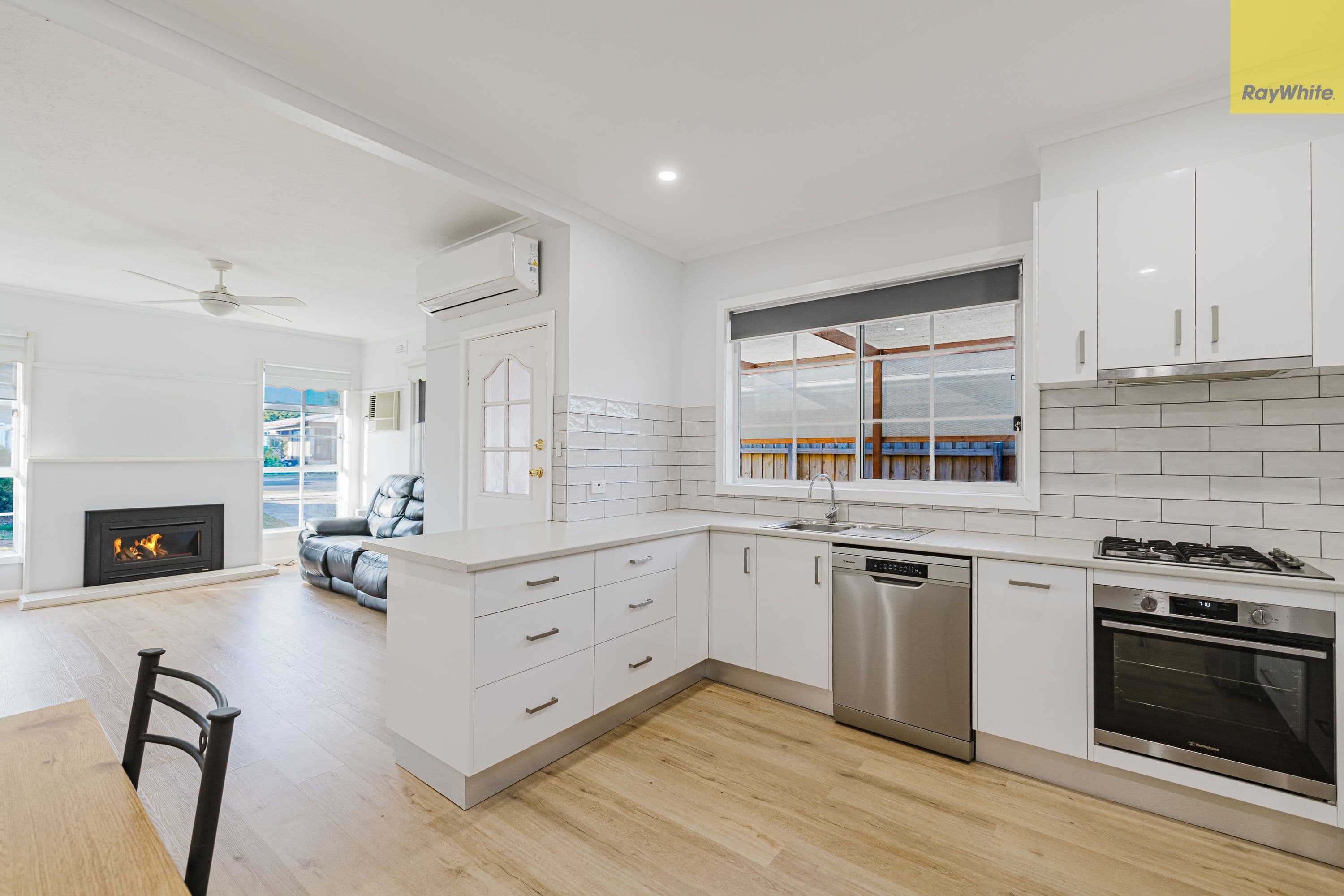 13 Dugdale Street, Bacchus Marsh VIC 3340, Bacchus Marsh - Thumbnail 5