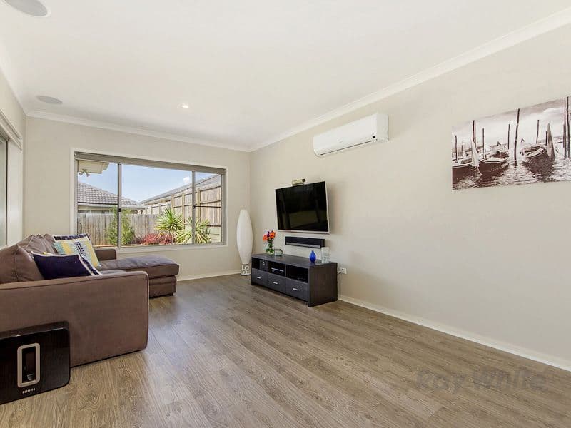 8 Preston Street, Ormeau Hills QLD 4208, Ormeau Hills - Thumbnail 4