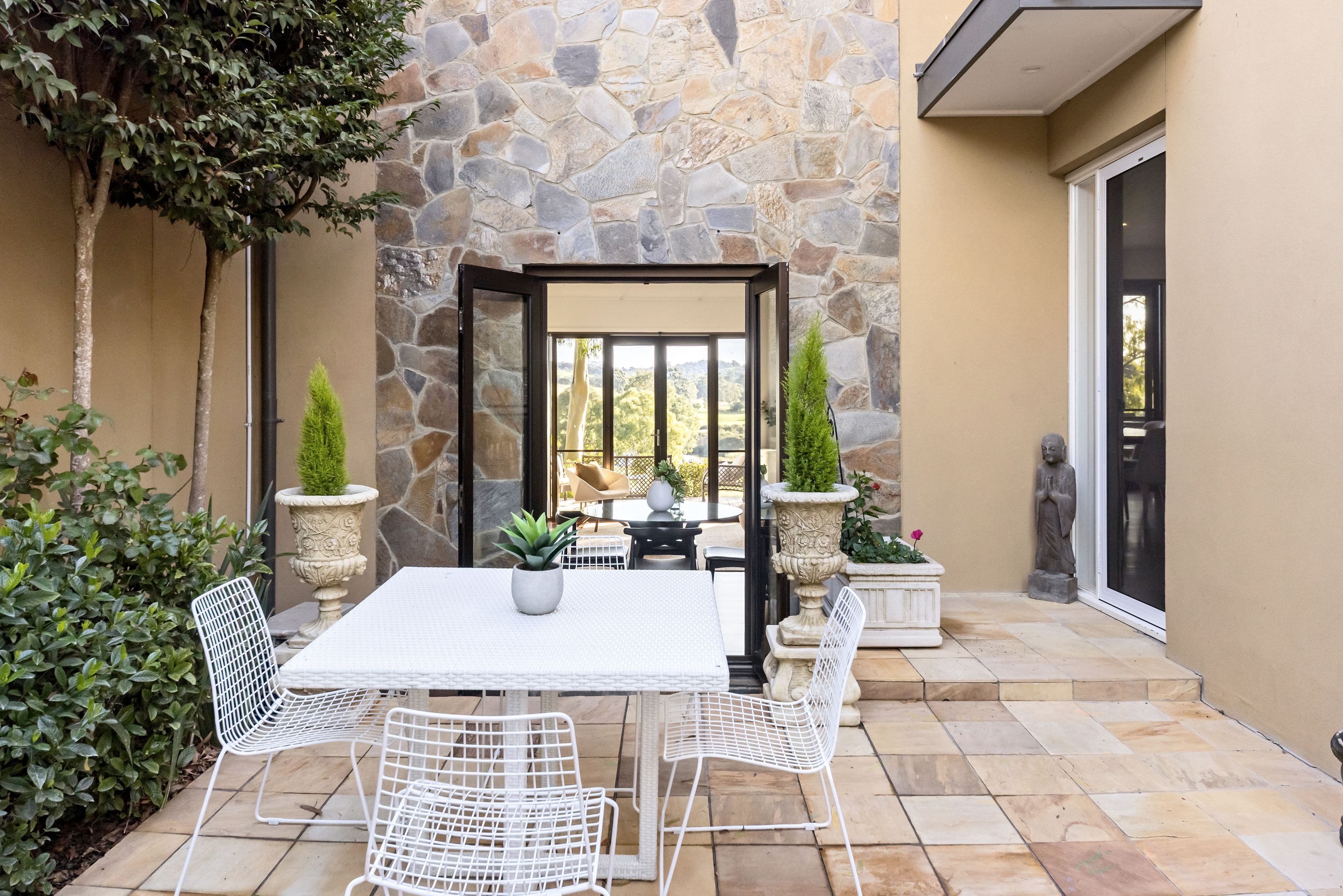 2 Turnberry Lane, Chirnside Park VIC 3116, Chirnside Park - Thumbnail 5