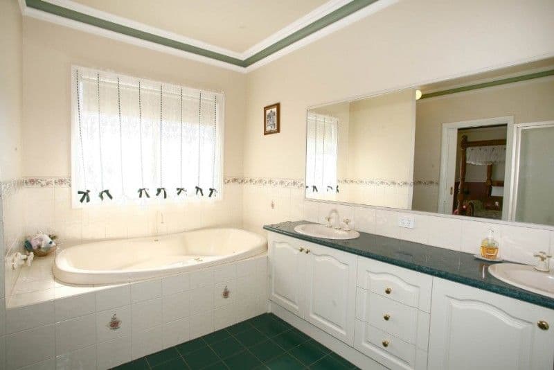 8 Grenfell Place, LYSTERFIELD VIC 3156, Lysterfield - Thumbnail 7