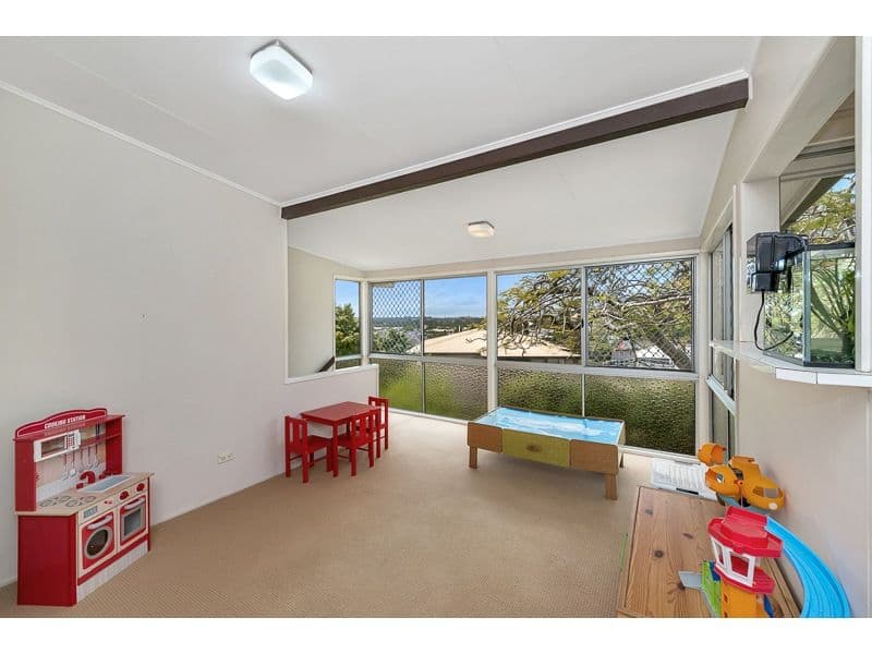 15 Goskar Avenue, Alderley QLD 4051, Alderley - Thumbnail 8