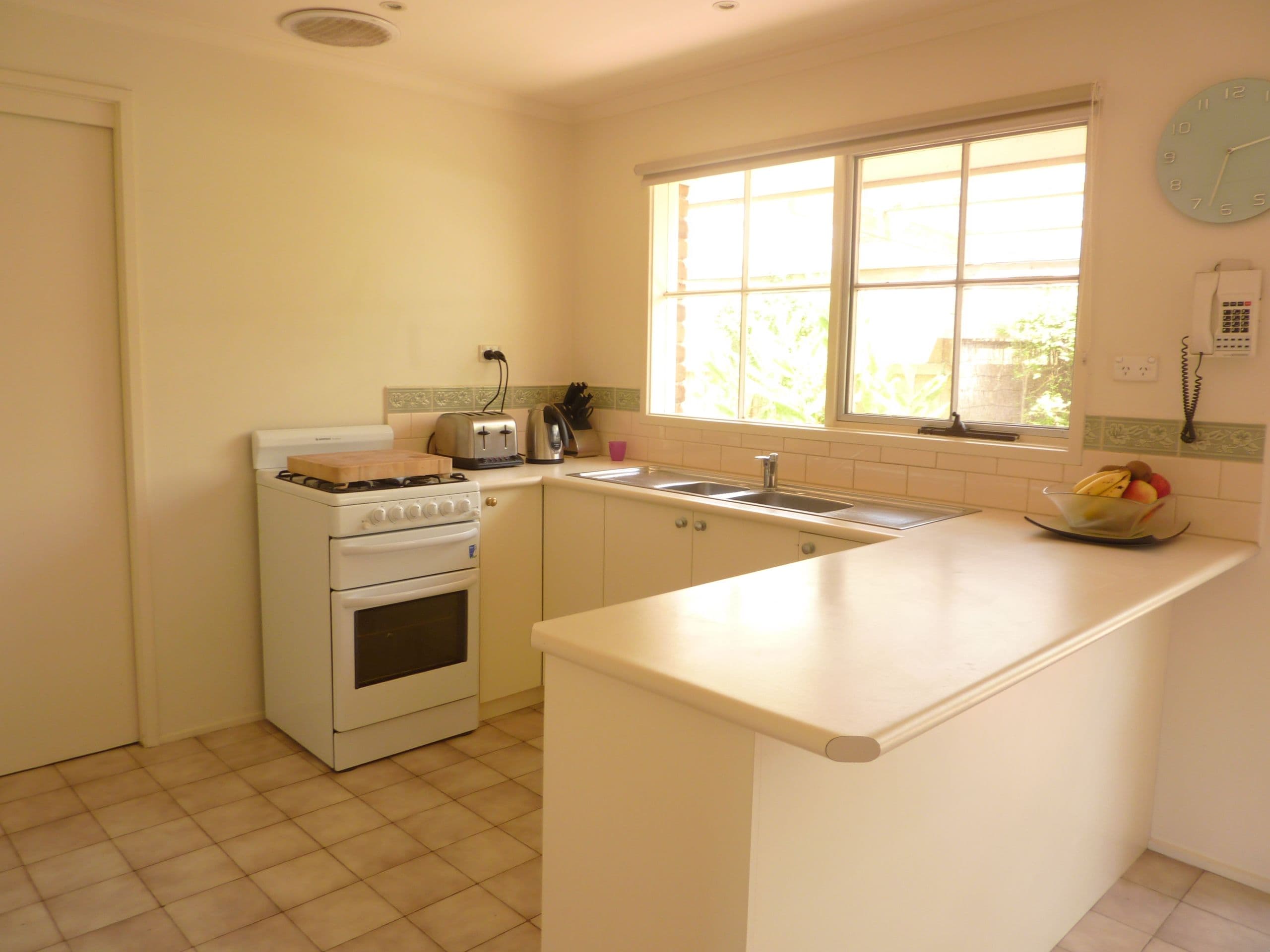 2 Lautrec Street, Frankston VIC 3199, Frankston - Thumbnail 2