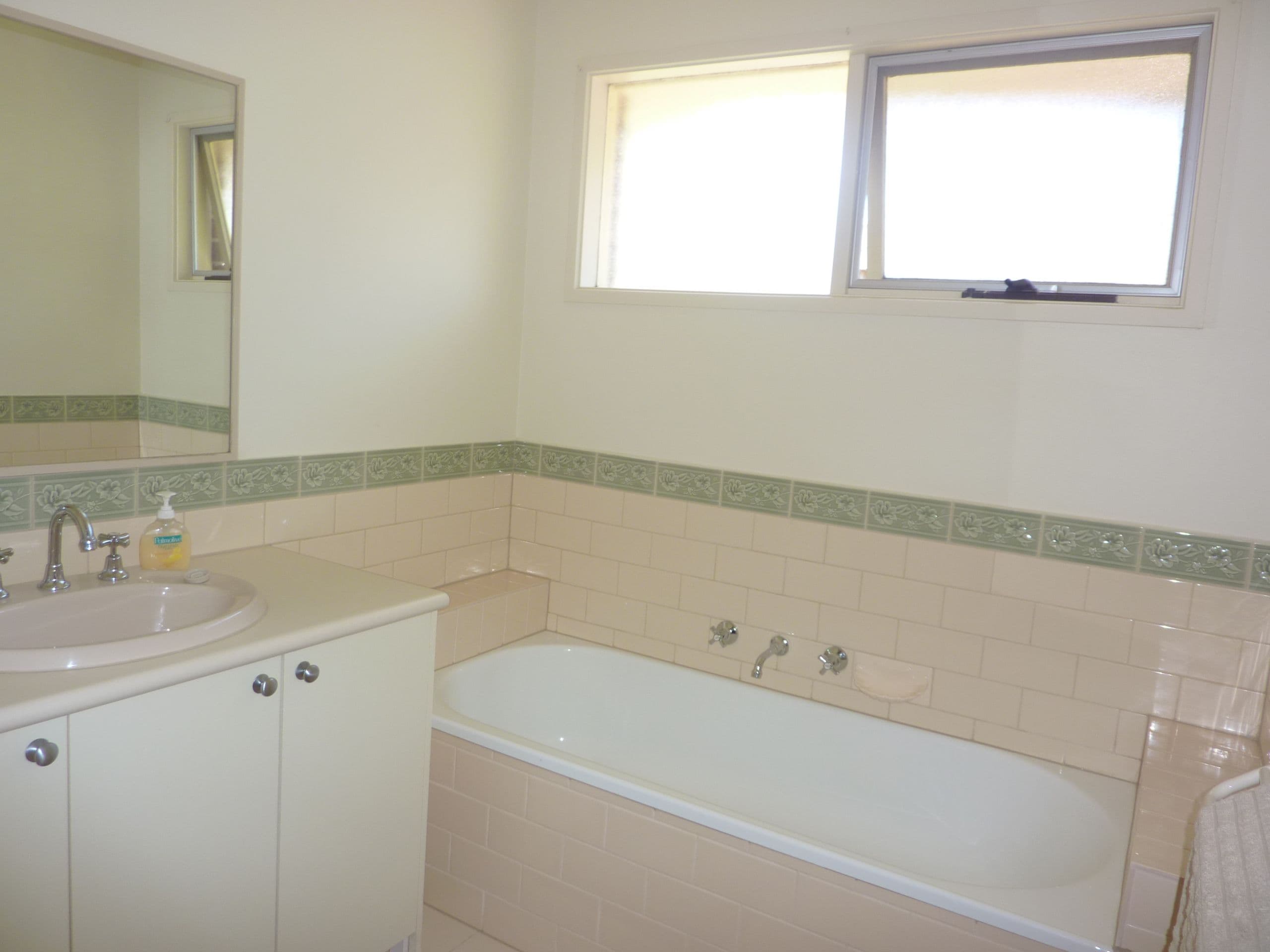 2 Lautrec Street, Frankston VIC 3199, Frankston - Thumbnail 4