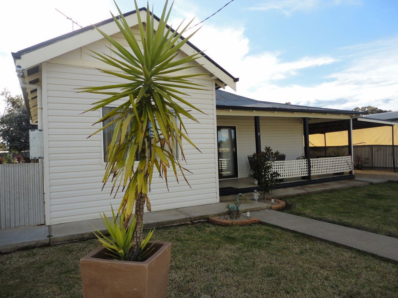 7 Nottingham Road, TEMORA NSW 2666, Temora - Image 1