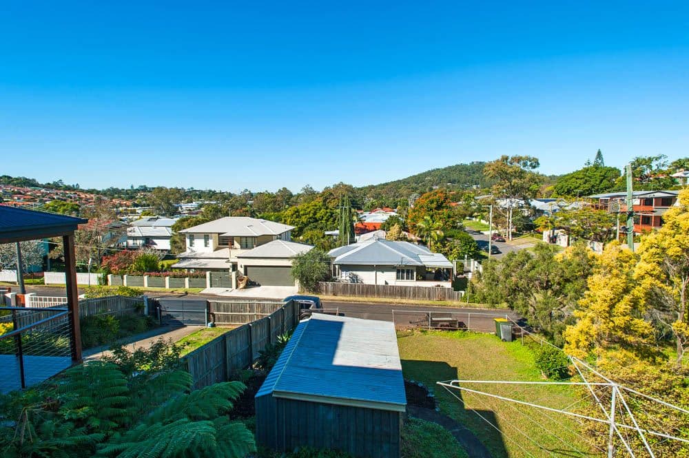 38 Hockings Street, HOLLAND PARK WEST QLD 4121, Holland Park West - Thumbnail 4