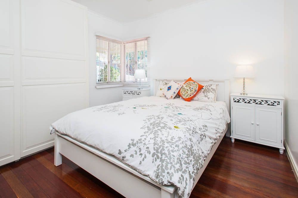 38 Hockings Street, HOLLAND PARK WEST QLD 4121, Holland Park West - Thumbnail 8