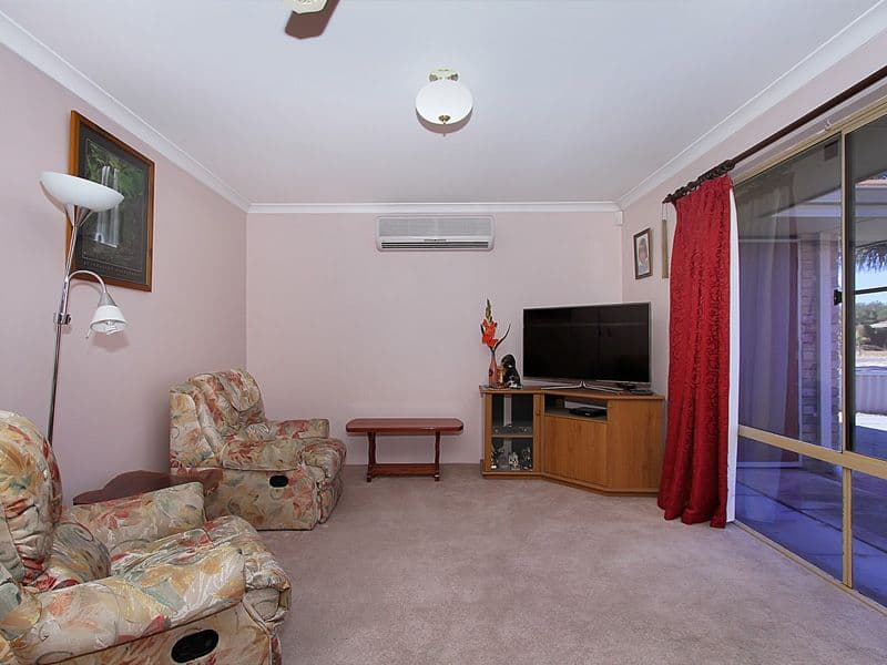 10 Nicholson Place, BALLAJURA WA 6066, Ballajura - Thumbnail 5