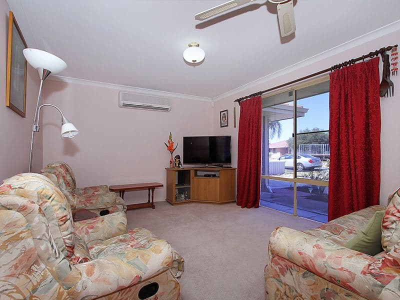 10 Nicholson Place, BALLAJURA WA 6066, Ballajura - Thumbnail 6