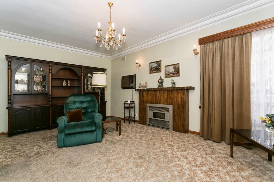 46 Vincent Avenue, ST ALBANS VIC 3021, St Albans - Thumbnail 2