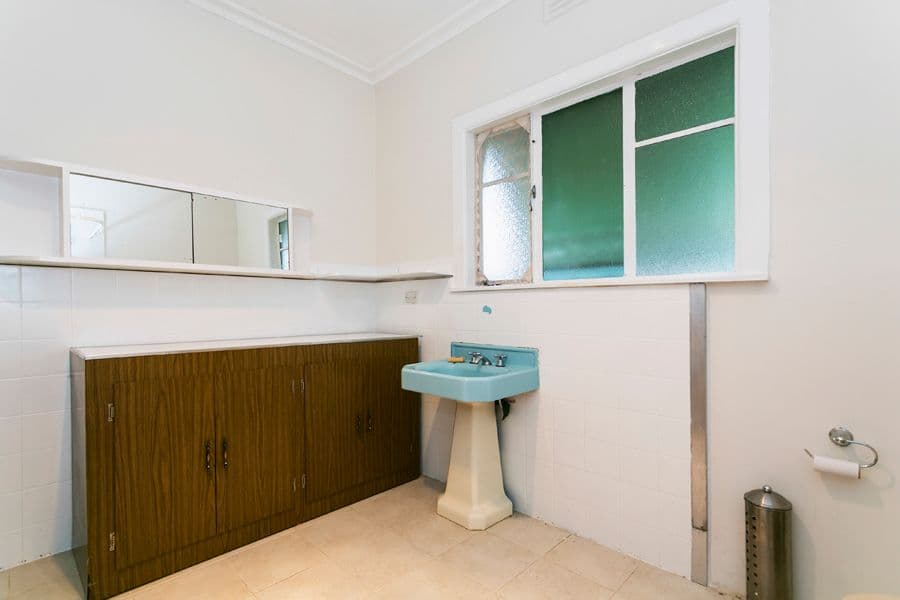 46 Vincent Avenue, ST ALBANS VIC 3021, St Albans - Thumbnail 6