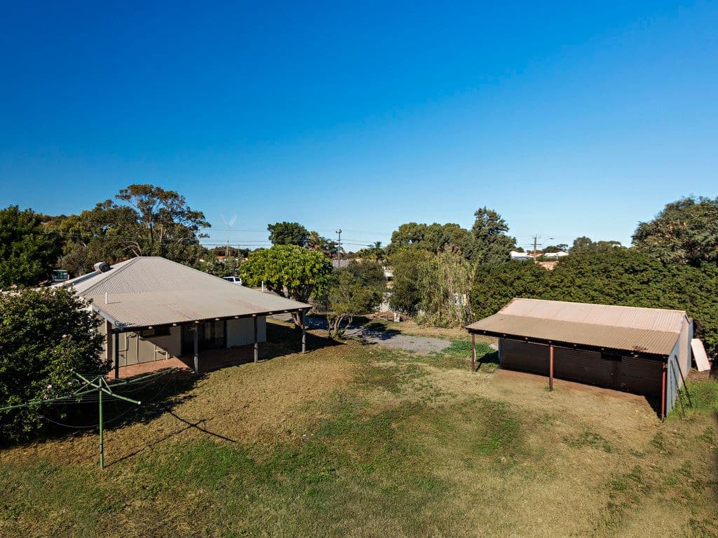 469 Chapman Road, Bluff Point WA 6530, Bluff Point - Thumbnail 2
