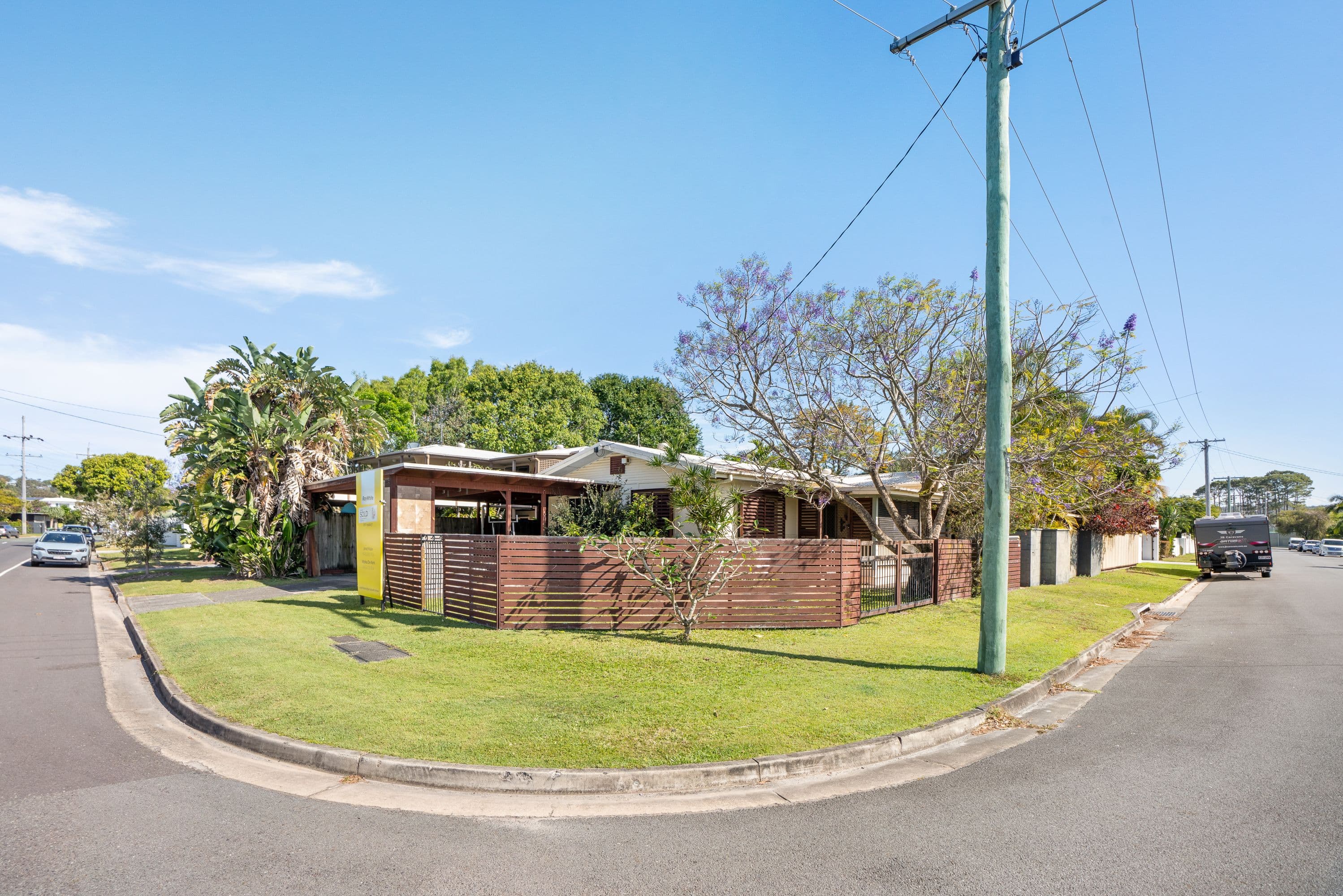 2 Cuba Avenue, Palm Beach QLD 4221, Palm Beach - Thumbnail 2