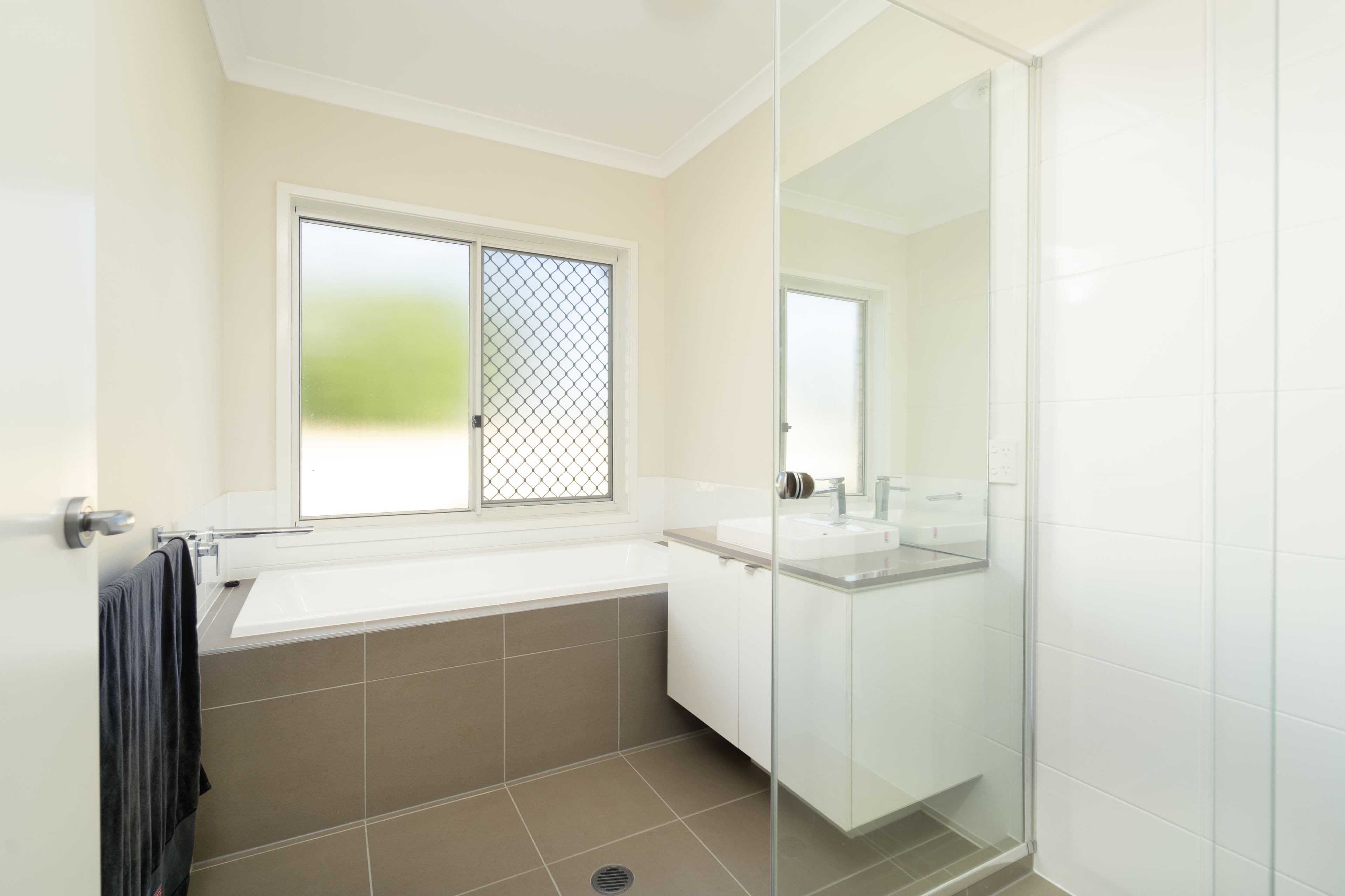 94 Edmond Street, Marburg QLD 4346, Marburg - Thumbnail 8