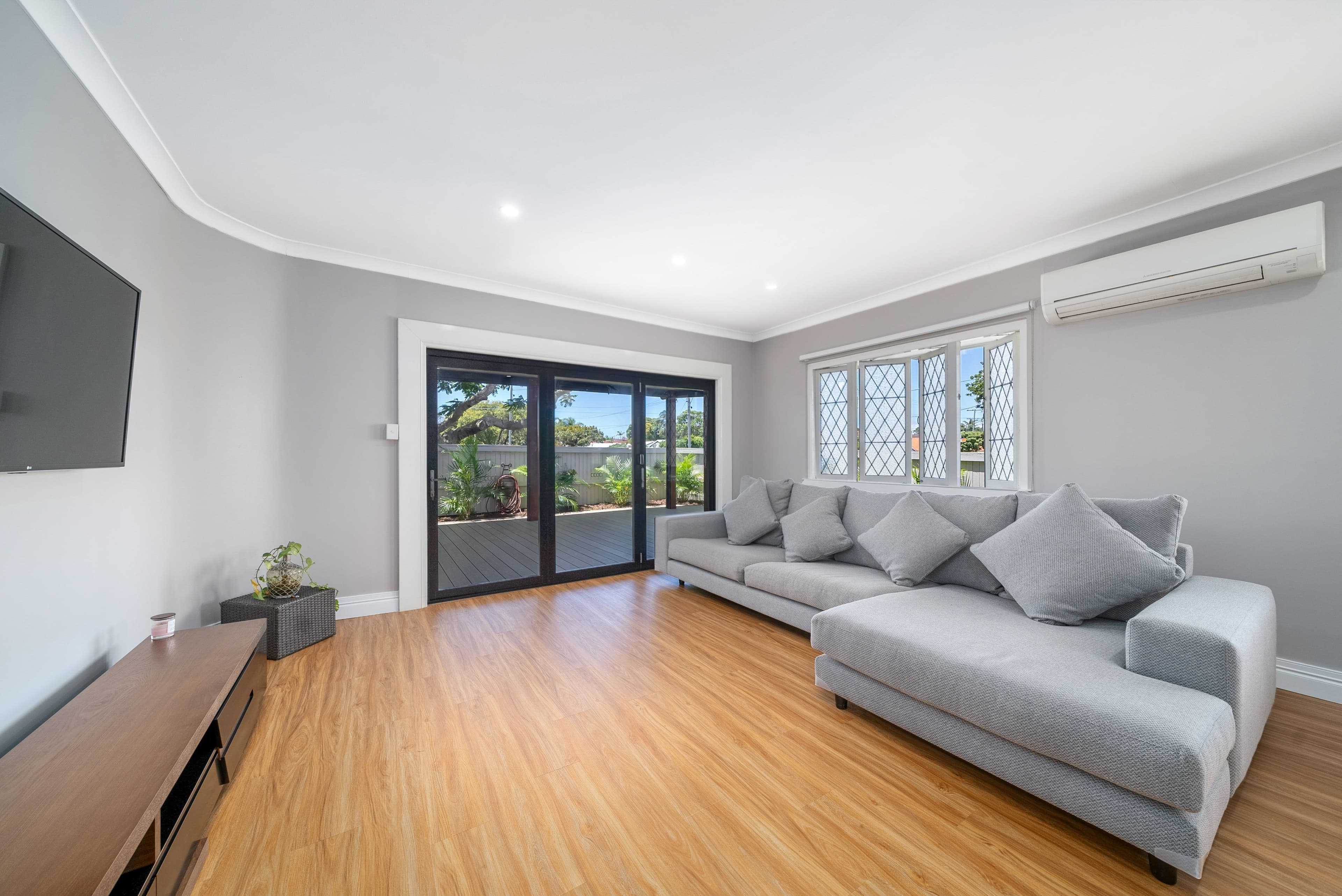 141 Oxley Avenue, Woody Point QLD 4019, Woody Point - Thumbnail 4