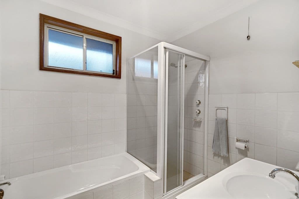 Macquarie Fields NSW 2564, Macquarie Fields - Thumbnail 5