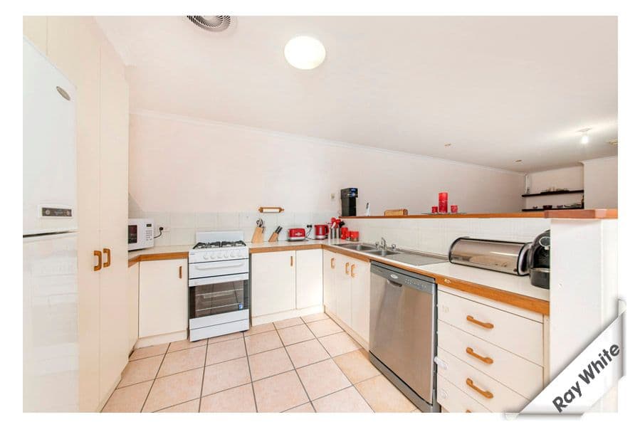 6 Thurgood Court, GORDON ACT 2906, Gordon - Thumbnail 4
