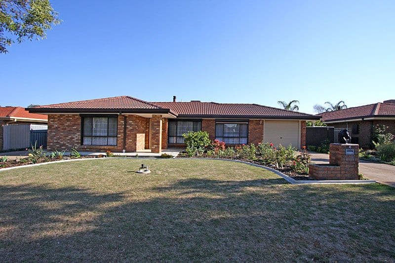 4 Olive Court, PARAFIELD GARDENS SA 5107, Parafield Gardens - Image 1